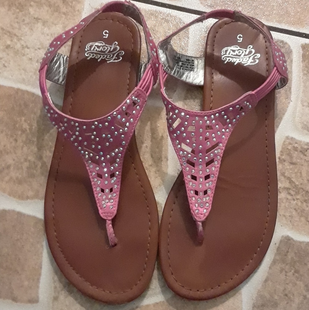 Pink faded glory sandals